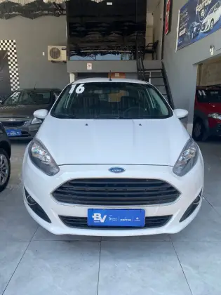 FORD FIESTA 1.6 SE HATCH 16V FLEX 4P POWERSHIFT
