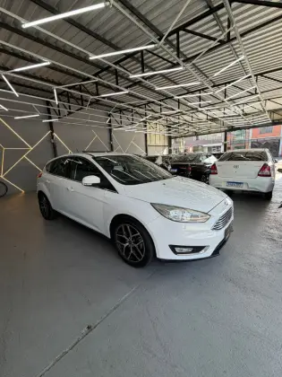 FORD FOCUS 2.0 TITANIUM 16V FLEX 4P POWERSHIFT