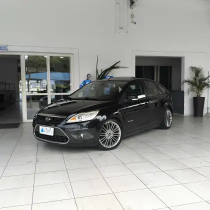 FORD FOCUS 2.0 TITANIUM HATCH 16V FLEX 4P AUTOMÁTICO