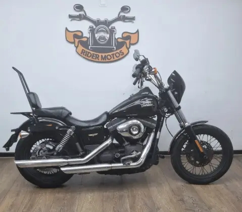 HARLEY-DAVIDSON DYNA STREET BOB 