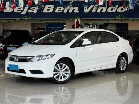 HONDA CIVIC 1.8 LXS 16V FLEX 4P AUTOMÁTICO