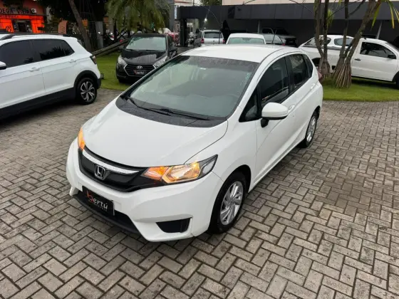 HONDA FIT 1.5 LX 16V FLEX 4P AUTOMÁTICO