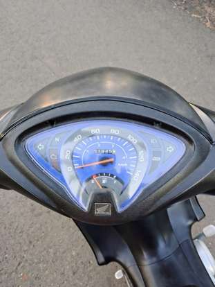 HONDA-BIZ 125 ES-2013