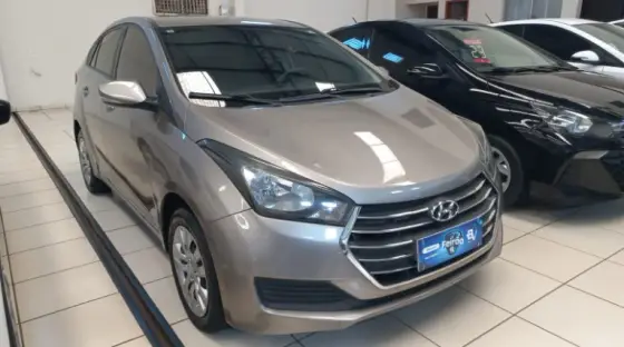 HYUNDAI HB20S 1.0 COMFORT PLUS 12V FLEX 4P MANUAL