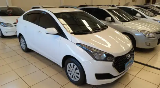 HYUNDAI HB20S 1.6 PREMIUM 16V FLEX 4P AUTOMÁTICO