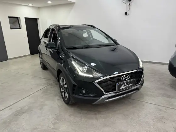 HYUNDAI HB20X 1.6 16V FLEX DIAMOND AUTOMÁTICO HYUNDAI HB20X 1.6 16V FLEX DIAMOND AUTOMÁTICO