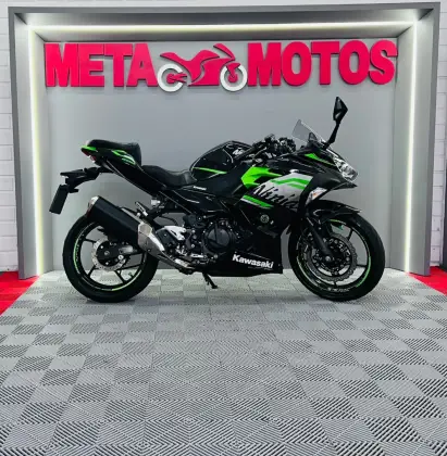 KAWASAKI NINJA 400 