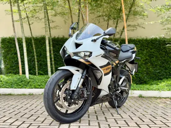 KAWASAKI NINJA ZX-6R 