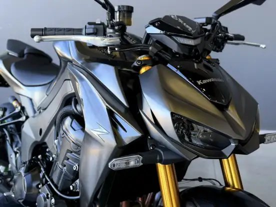 KAWASAKI-Z1100 SE KAWASAKI-Z1100 SE-2026