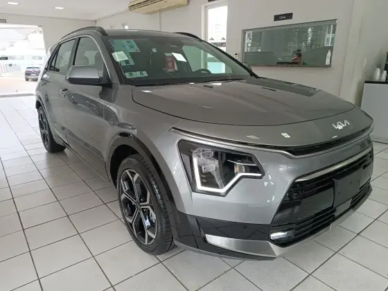 KIA NIRO 1.6 GDI HEV SX PRESTIGE DCT KIA NIRO 1.6 GDI HEV SX PRESTIGE DCT