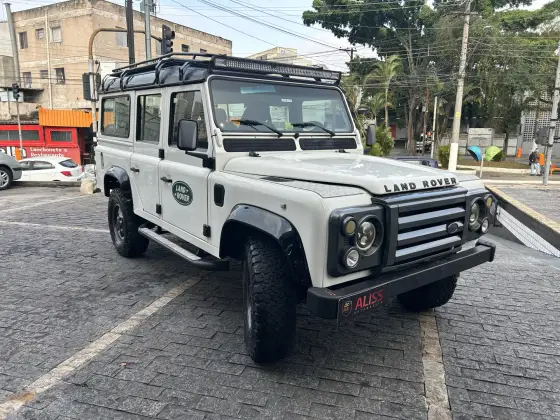 LAND ROVER DEFENDER 2.5 HCPU 110 4X4 TURBO DIESEL 2P MANUAL