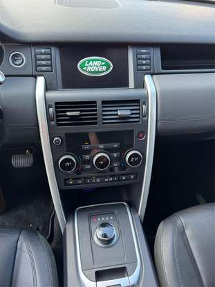 LAND ROVER-DISCOVERY SPORT-2017