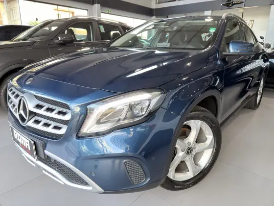 MERCEDES-BENZ GLA 200 1.6 CGI FLEX ADVANCE 7G-DCT