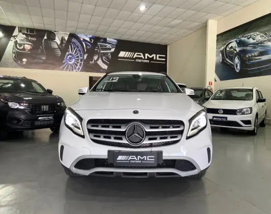 MERCEDES-BENZ GLA 200 1.6 CGI FLEX STYLE 7G-DCT MERCEDES-BENZ GLA 200 1.6 CGI FLEX STYLE 7G-DCT