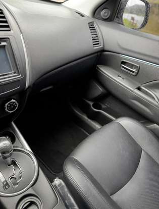 MITSUBISHI-ASX-2016