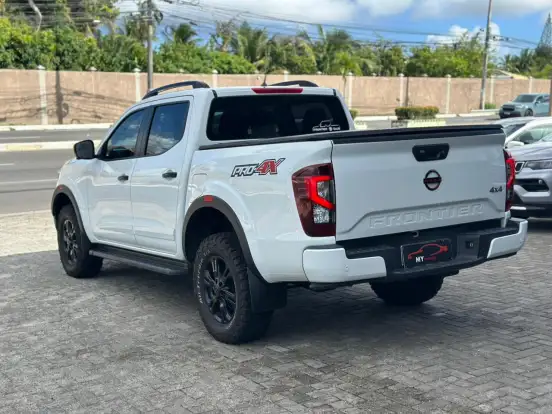 NISSAN-FRONTIER-2.3 16V TURBO DIESEL PRO4X CD 4X4 AUTOMÁTICO NISSAN-FRONTIER-2023