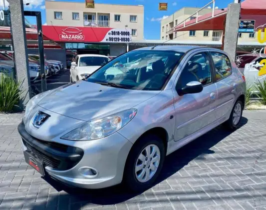 PEUGEOT 207 1.4 XR SPORT 8V FLEX 4P MANUAL PEUGEOT 207 1.4 XR SPORT 8V FLEX 4P MANUAL