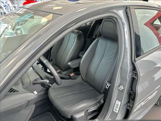 PEUGEOT-208-2025