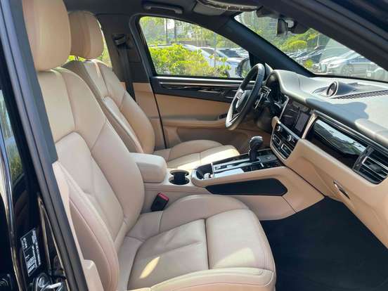 PORSCHE-MACAN-2025