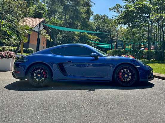 PORSCHE-718-2024
