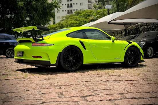 PORSCHE-911-2016