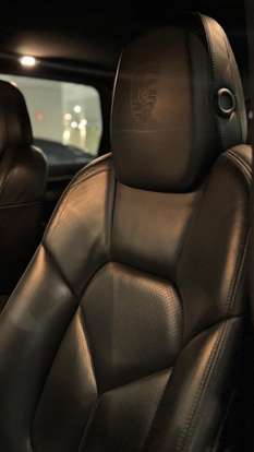 PORSCHE-CAYENNE-2011