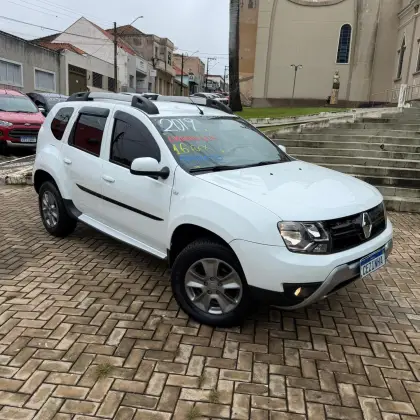 RENAULT DUSTER 1.6 16V SCE FLEX DYNAMIQUE MANUAL RENAULT DUSTER 1.6 16V SCE FLEX DYNAMIQUE MANUAL