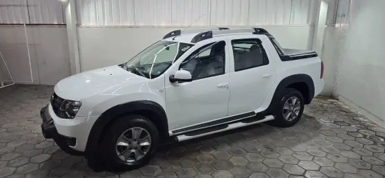 RENAULT DUSTER OROCH 2.0 16V HI-FLEX DYNAMIQUE AUTOMÁTICO