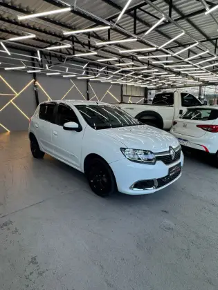 RENAULT SANDERO 1.0 12V SCE FLEX EXPRESSION MANUAL RENAULT SANDERO 1.0 12V SCE FLEX EXPRESSION MANUAL