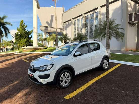 RENAULT-SANDERO-2019