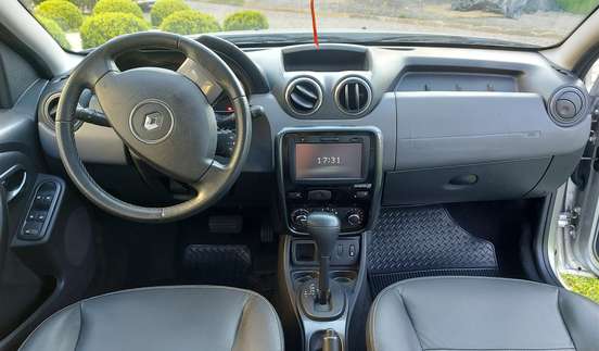 RENAULT-DUSTER-2014