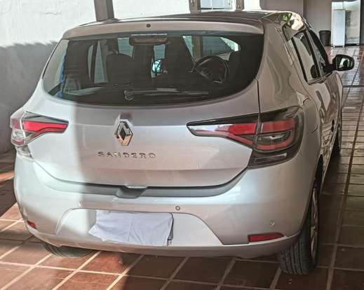 RENAULT-SANDERO-2022
