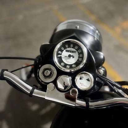 ROYAL ENFIELD-BULLET 500-2016
