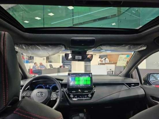 TOYOTA-COROLLA-2025