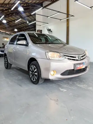 TOYOTA ETIOS 1.5 XS 16V FLEX 4P MANUAL TOYOTA ETIOS 1.5 XS 16V FLEX 4P MANUAL