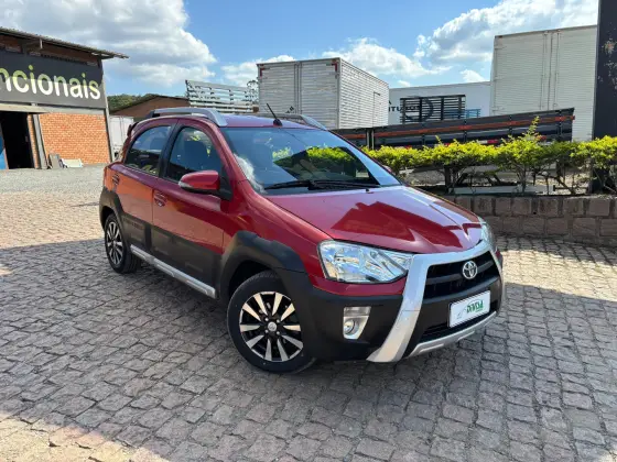 TOYOTA ETIOS CROSS 1.5 16V FLEX 4P AUTOMÁTICO