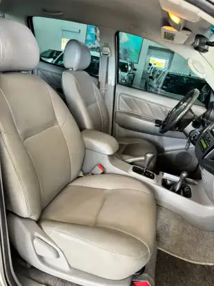 TOYOTA-HILUX-2009
