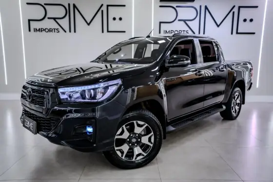 TOYOTA HILUX 2.8 SRX 4X4 CD 16V DIESEL 4P AUTOMÁTICO TOYOTA HILUX 2.8 SRX 4X4 CD 16V DIESEL 4P AUTOMÁTICO
