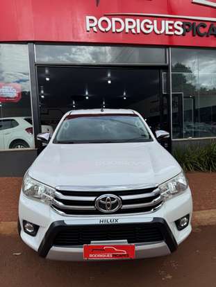 TOYOTA-HILUX-2016