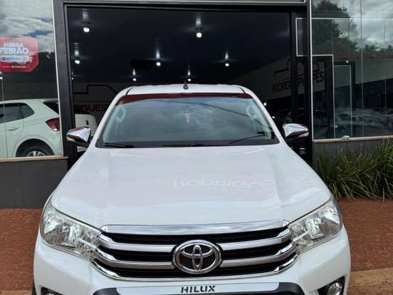 TOYOTA-HILUX-2.7 SRV 4X2 CD 16V FLEX 4P AUTOMÁTICO TOYOTA-HILUX-2016