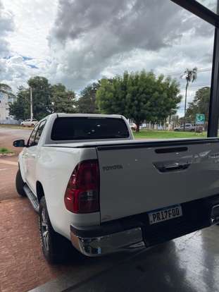 TOYOTA-HILUX-2016