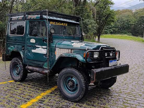 TOYOTA-BANDEIRANTE-4.0 OJ55LP-BL3 4X4 CS DIESEL 2P MANUAL TOYOTA-BANDEIRANTE-1979