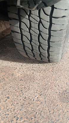 TOYOTA-HILUX SW4-2006