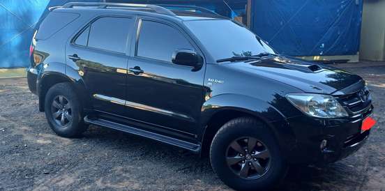 TOYOTA-HILUX SW4-2006