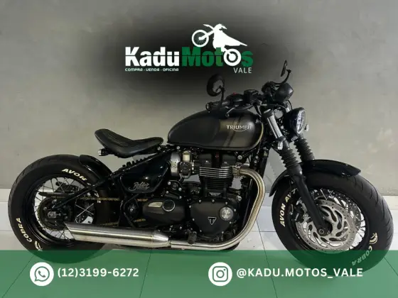 TRIUMPH BONNEVILLE BOBBER 1200 