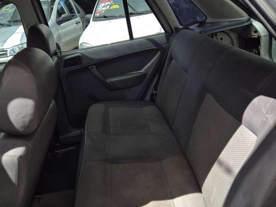 VOLKSWAGEN-GOL-1.0 MI 8V FLEX 4P MANUAL G.IV VOLKSWAGEN-GOL-2012