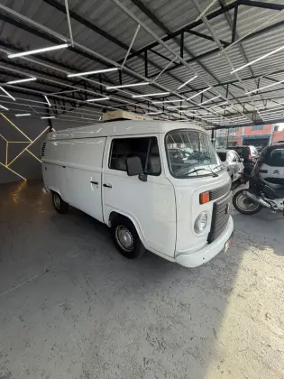 VOLKSWAGEN KOMBI 1.4 MI FURGÃO 8V FLEX 3P MANUAL