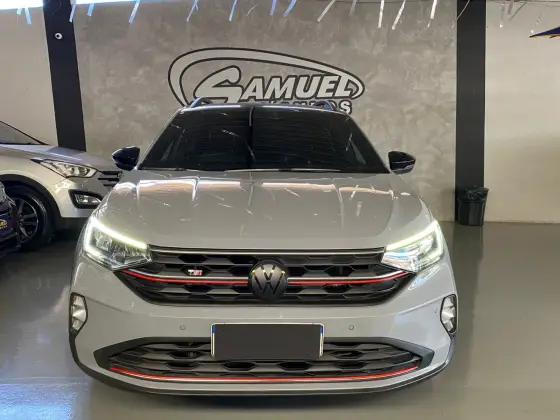 VOLKSWAGEN NIVUS 1.0 200 TSI TOTAL FLEX HIGHLINE AUTOMÁTICO