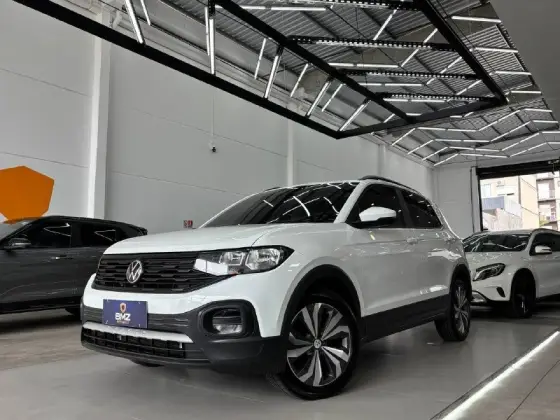 VOLKSWAGEN T-CROSS 1.0 200 TSI TOTAL FLEX AUTOMÁTICO VOLKSWAGEN T-CROSS 1.0 200 TSI TOTAL FLEX AUTOMÁTICO