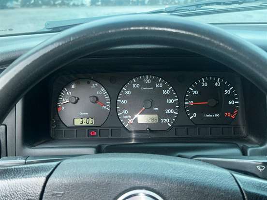 VOLKSWAGEN-SANTANA-1.8 MI 8V GASOLINA 4P MANUAL VOLKSWAGEN-SANTANA-2001